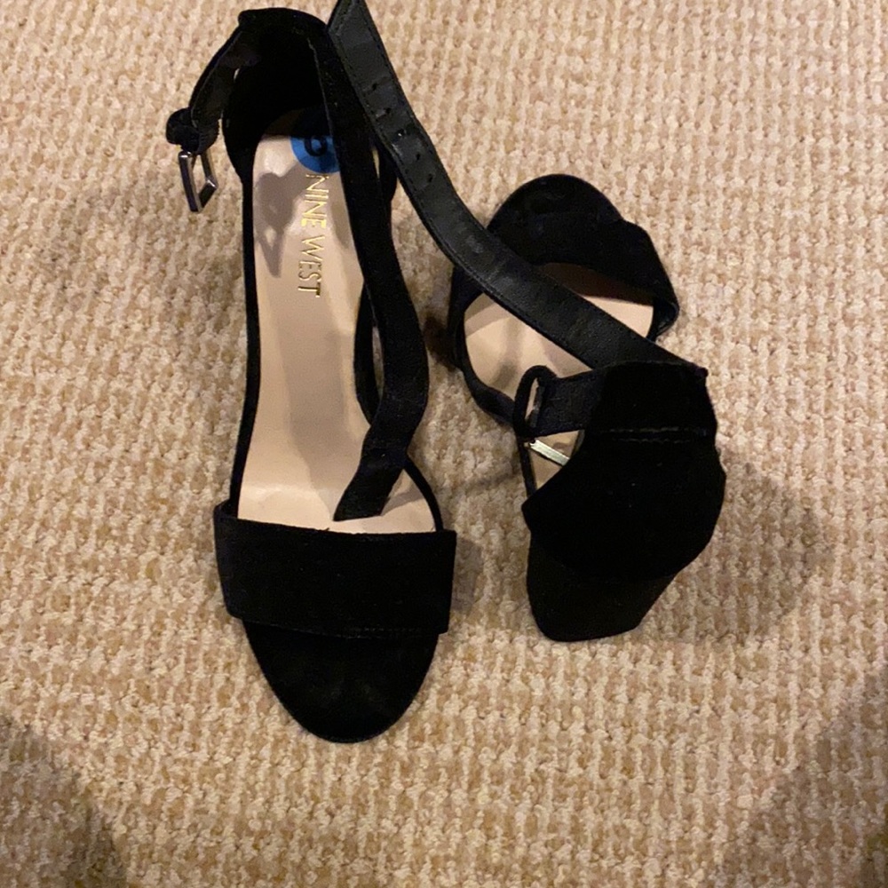 Nine West velvet heels